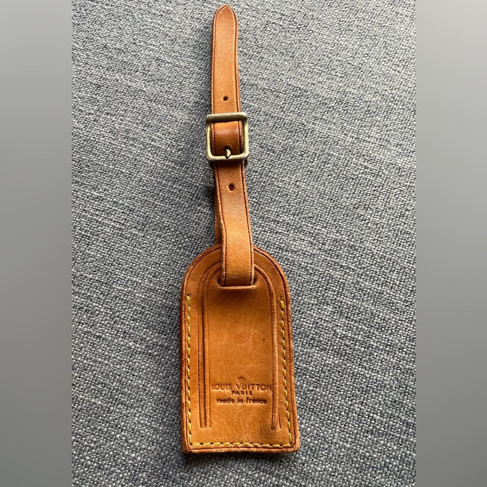 Louis Vuitton leather bag tag